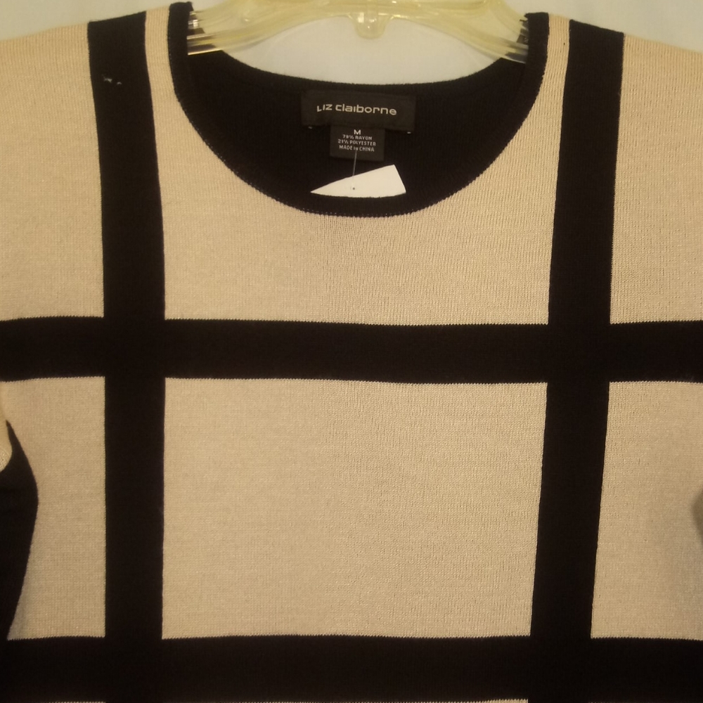 LIZ CLAIBORNE. KNIT DRESS - Picture 1 of 9